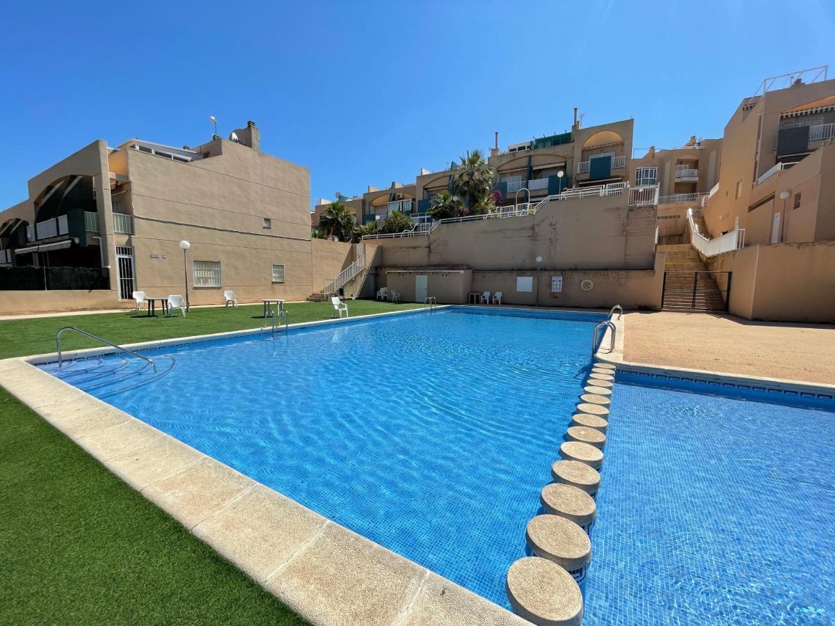 Casa Alexandra - Cosy 2Bedroom Duplex Torrevieja Eksteriør bilde