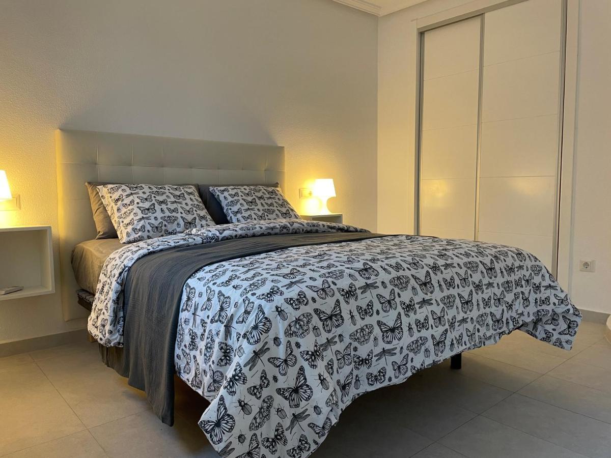Casa Alexandra - Cosy 2Bedroom Duplex Torrevieja Eksteriør bilde