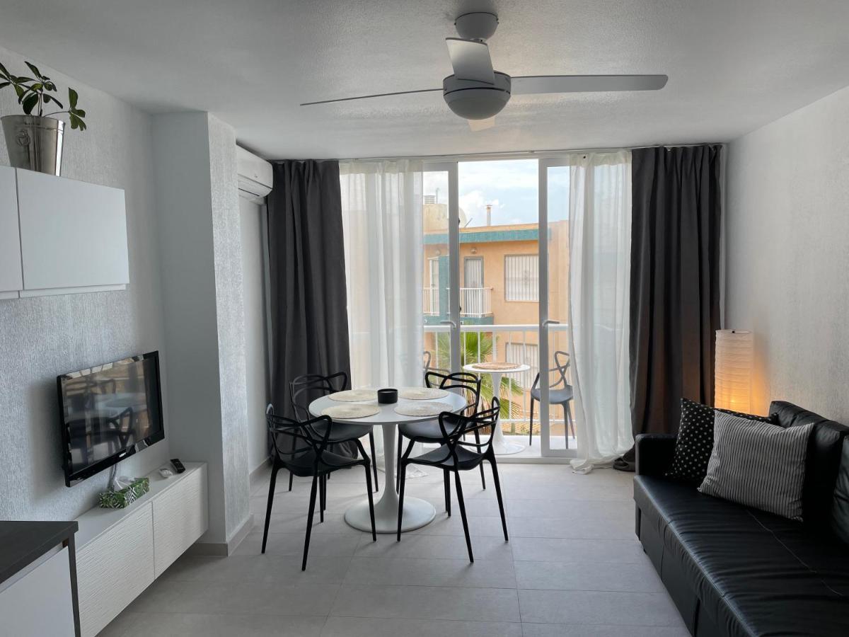 Casa Alexandra - Cosy 2Bedroom Duplex Torrevieja Eksteriør bilde