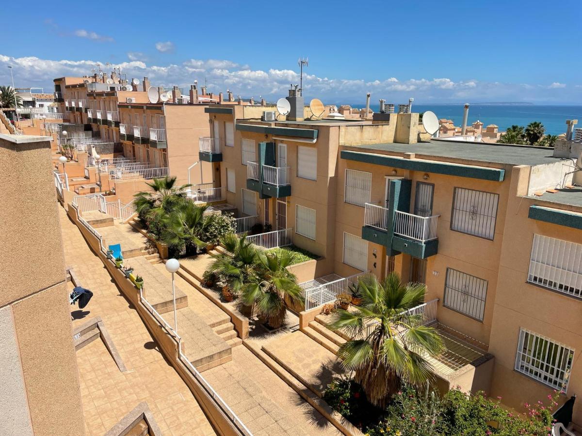 Casa Alexandra - Cosy 2Bedroom Duplex Torrevieja Eksteriør bilde